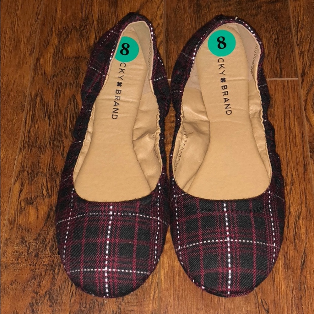 Lucky brand flats